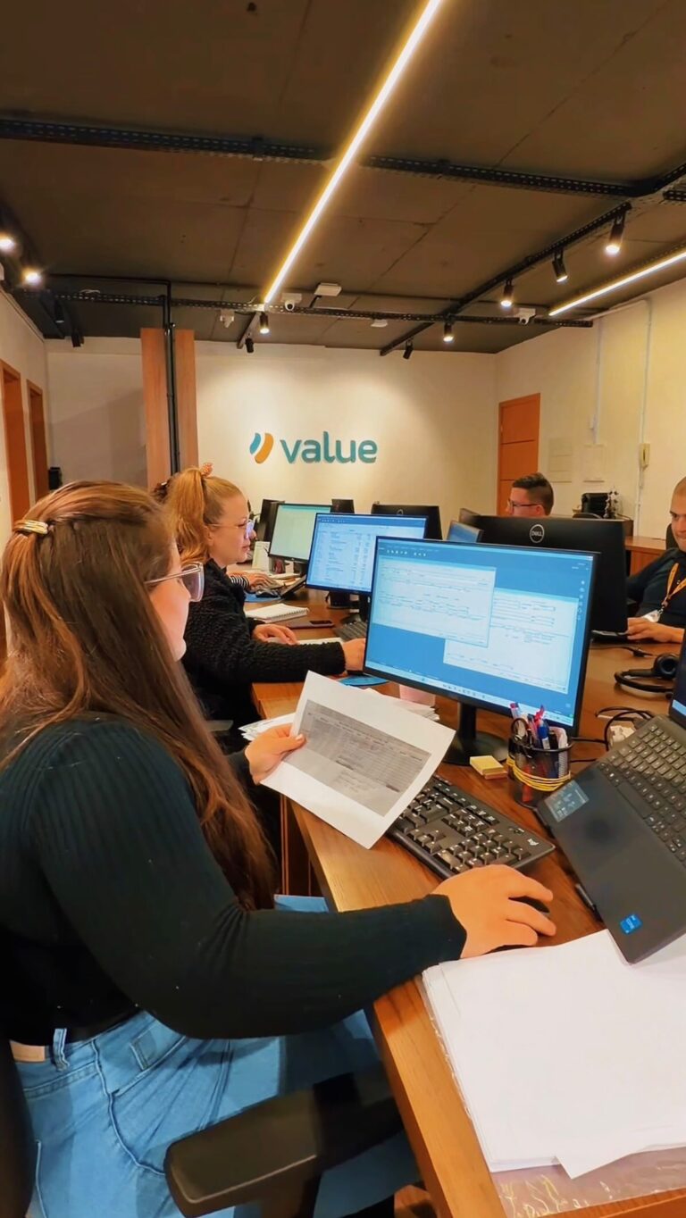 Instagram post from contavalue. This post is in position 5.