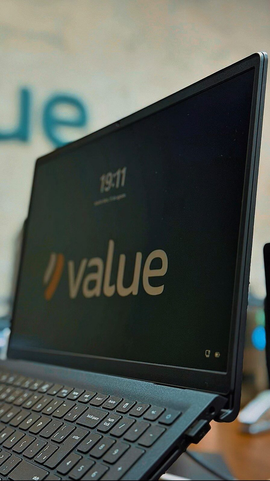 Instagram post from contavalue. This post is in position 19.