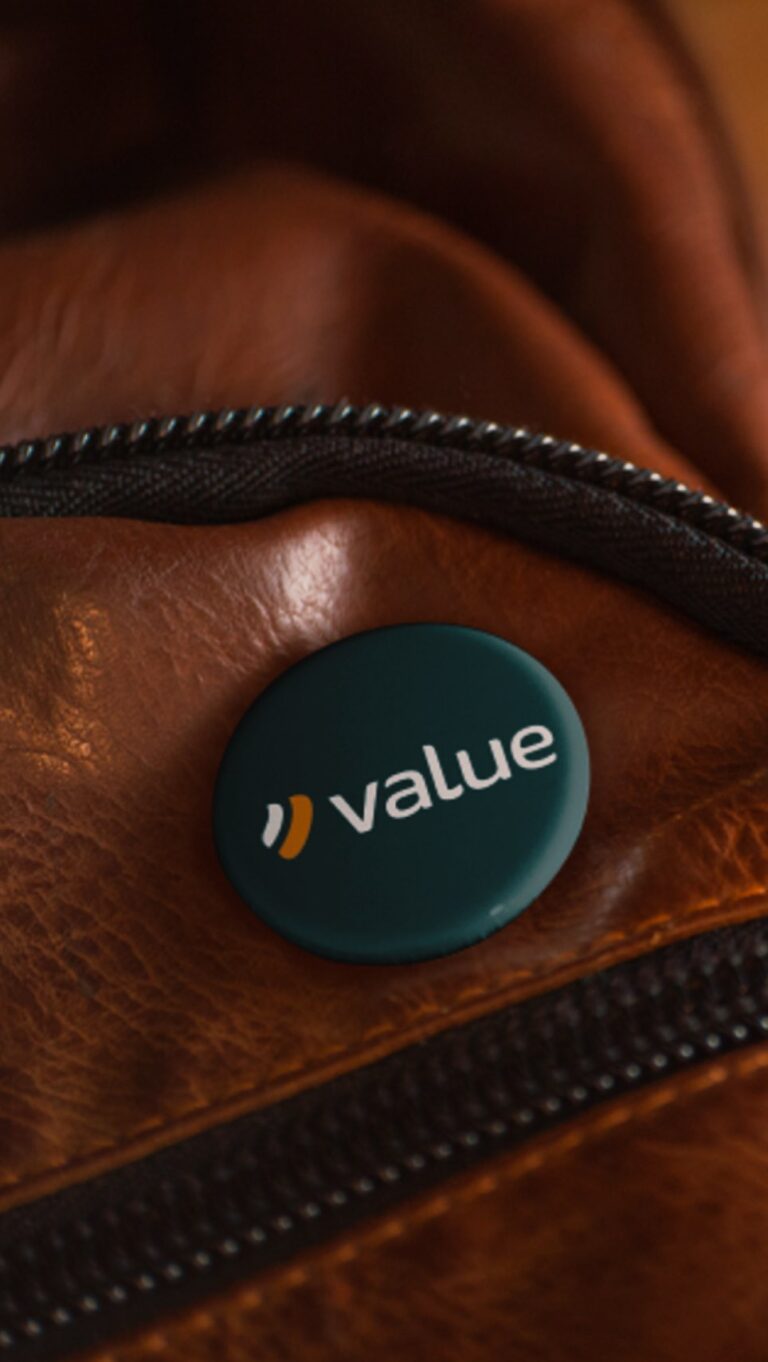 Instagram post from contavalue. This post is in position 14.