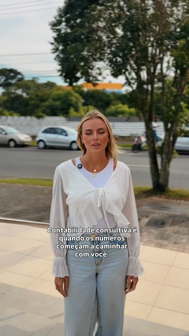Instagram post from contavalue. This post is in position 0.